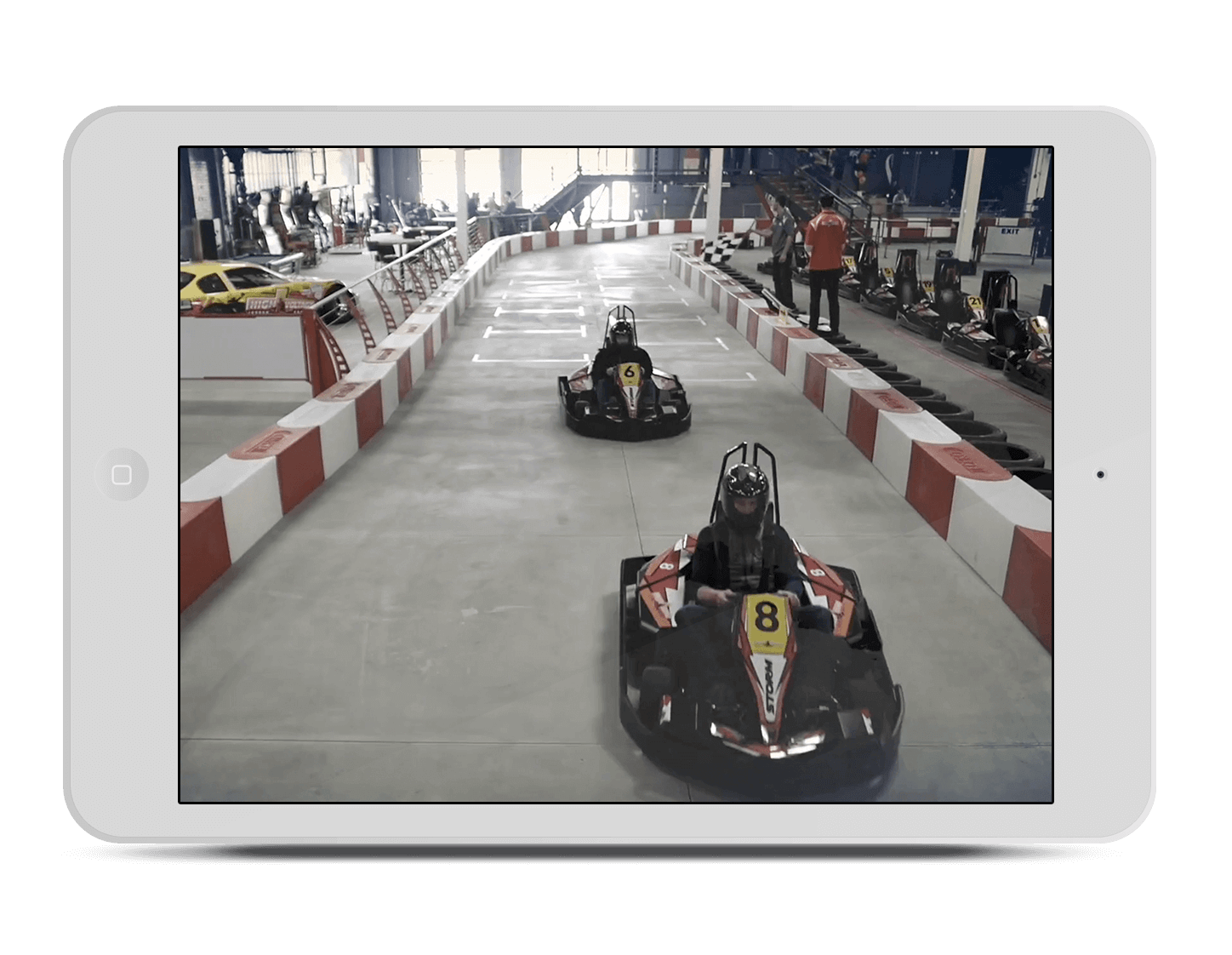 high-voltage-indoor-karting-ipad-1